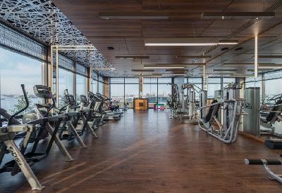 gyms-and-fitness-studios
