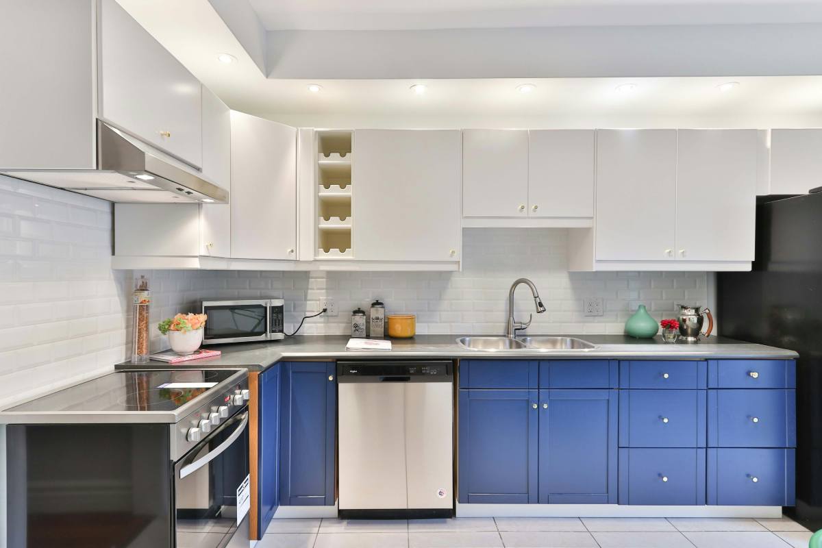 tile contractor