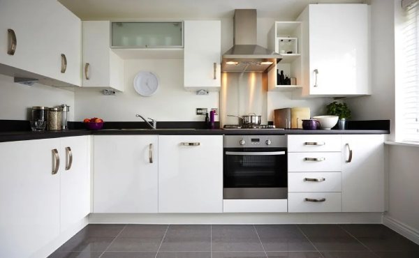 Kitchen components and materials